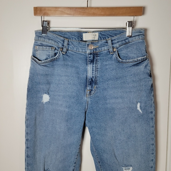 Current/Elliott Original Boyfriend Jeans | Distressed Denim | Relaxed | Size 28 - Picture 3 of 9